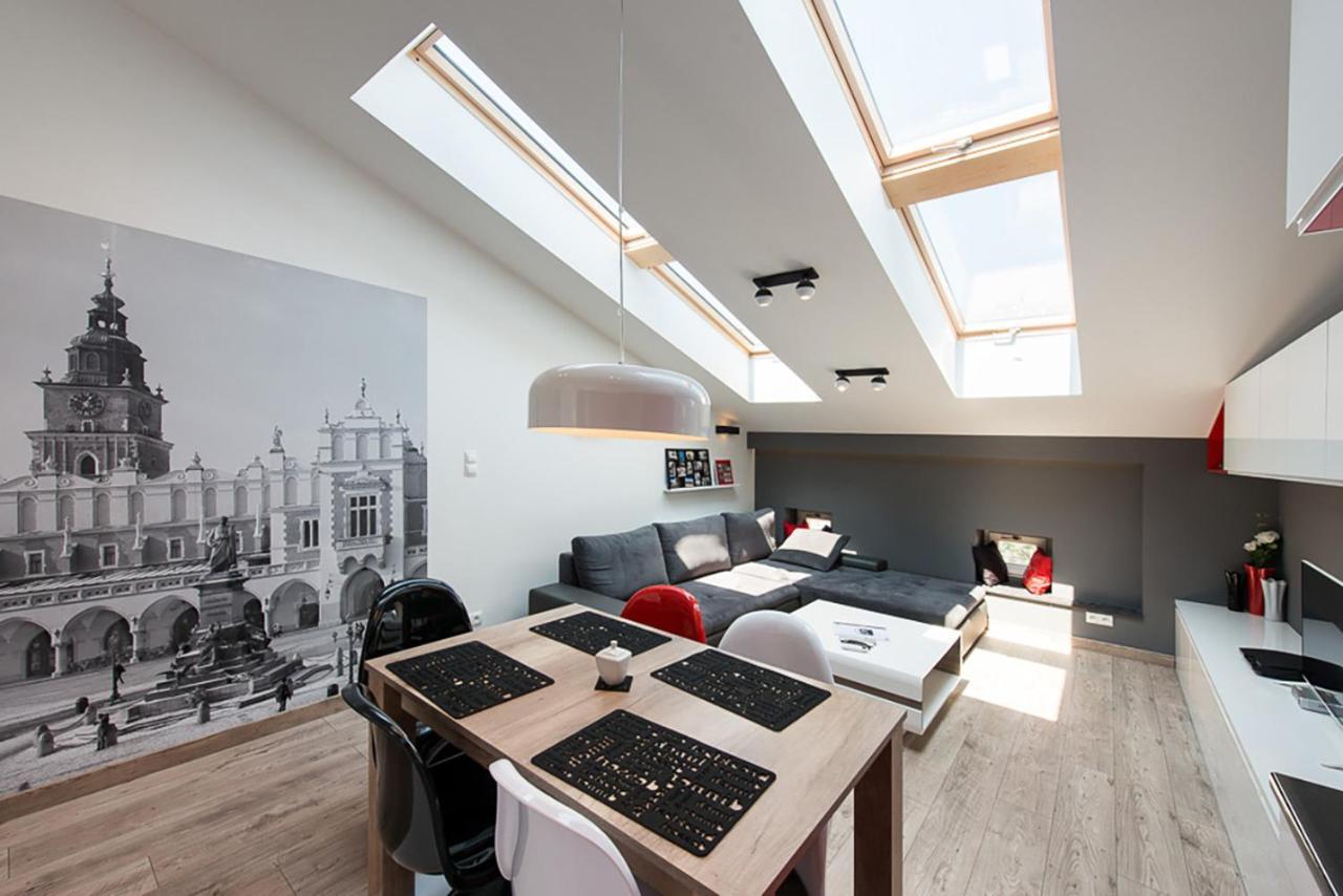Cozy And Large 62 M2 Apartment With Air Conditioning, Old Town คราคูฟ ภายนอก รูปภาพ